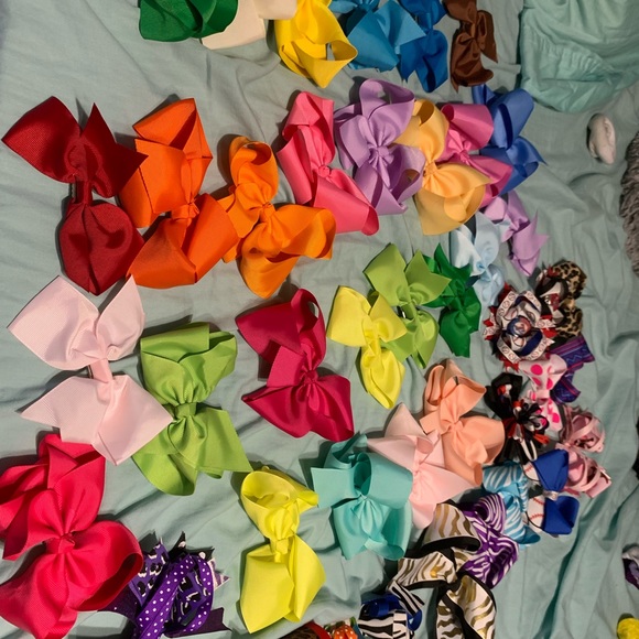 Bows - Picture 4 of 4